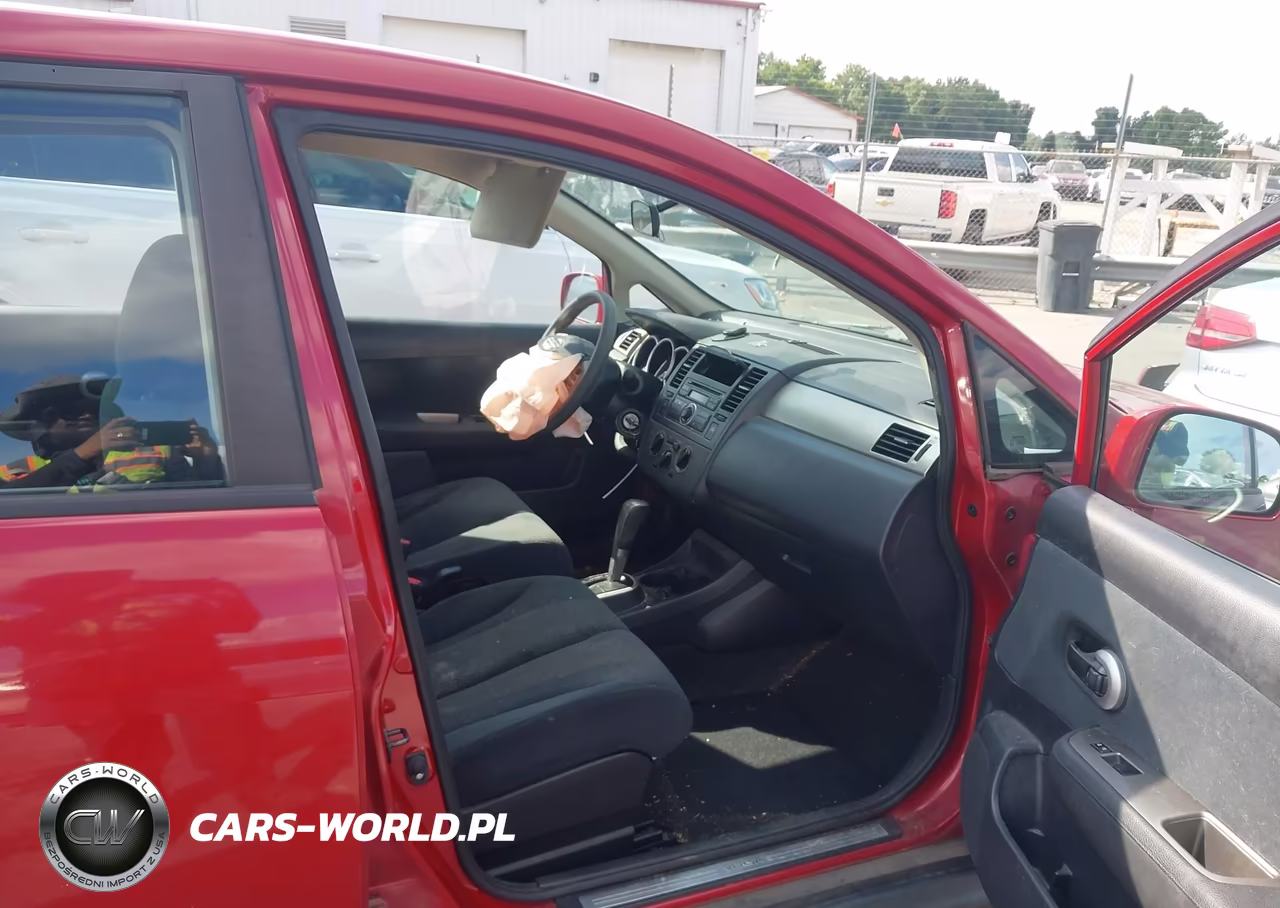 2010 Nissan Versa 1.8S VIN:3N1BC1AP9AL378794 - 5