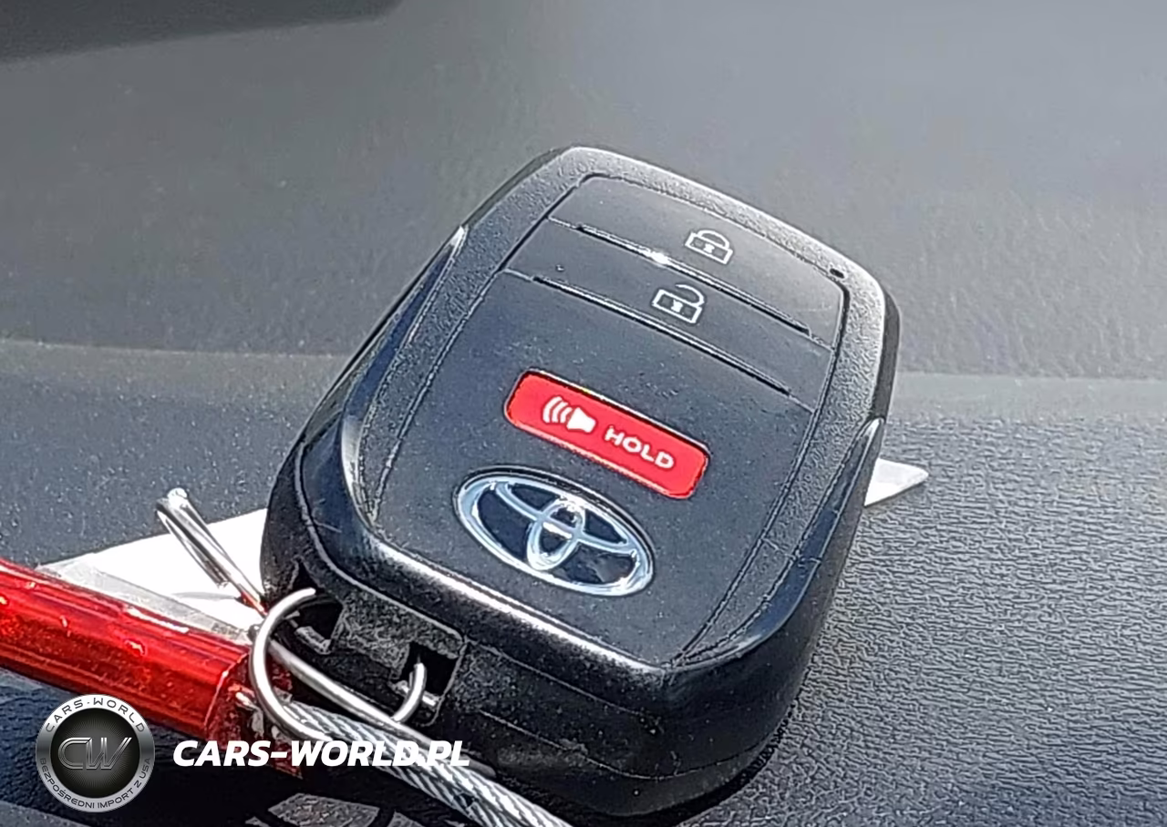 2025 Toyota Corolla Se VIN:JTND4MBE1S3252827 - 11