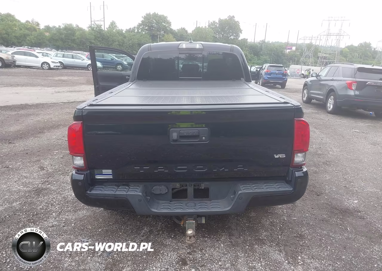 2018 Toyota Tacoma Trd Sport VIN:3TMDZ5BN9JM053565 - 16