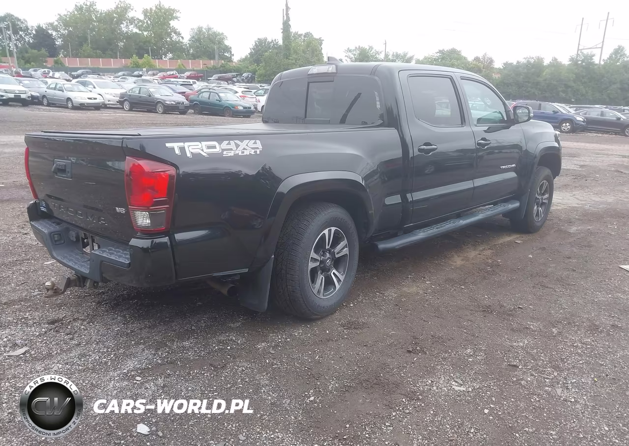 2018 Toyota Tacoma Trd Sport VIN:3TMDZ5BN9JM053565 - 4