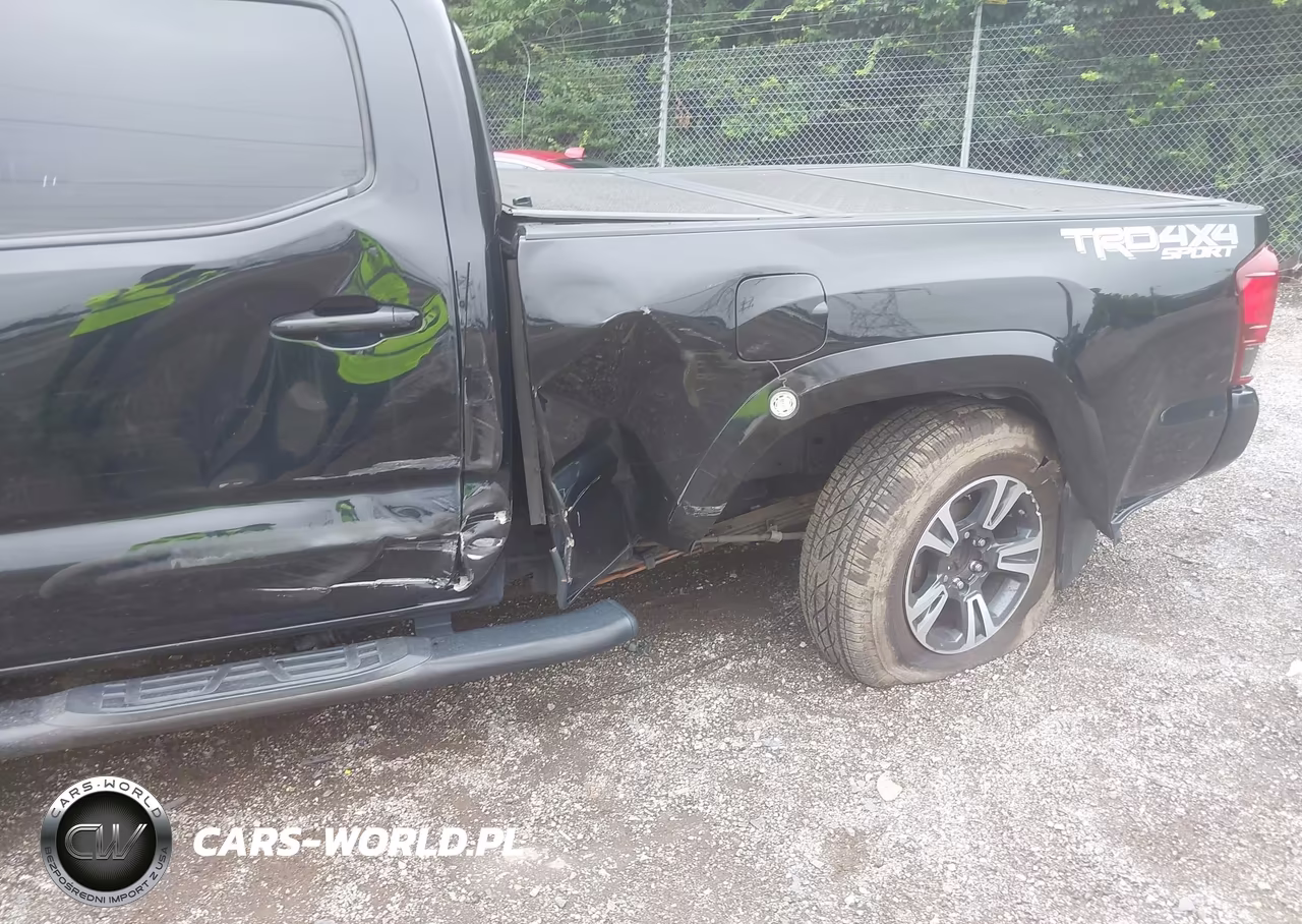 2018 Toyota Tacoma Trd Sport VIN:3TMDZ5BN9JM053565 - 6