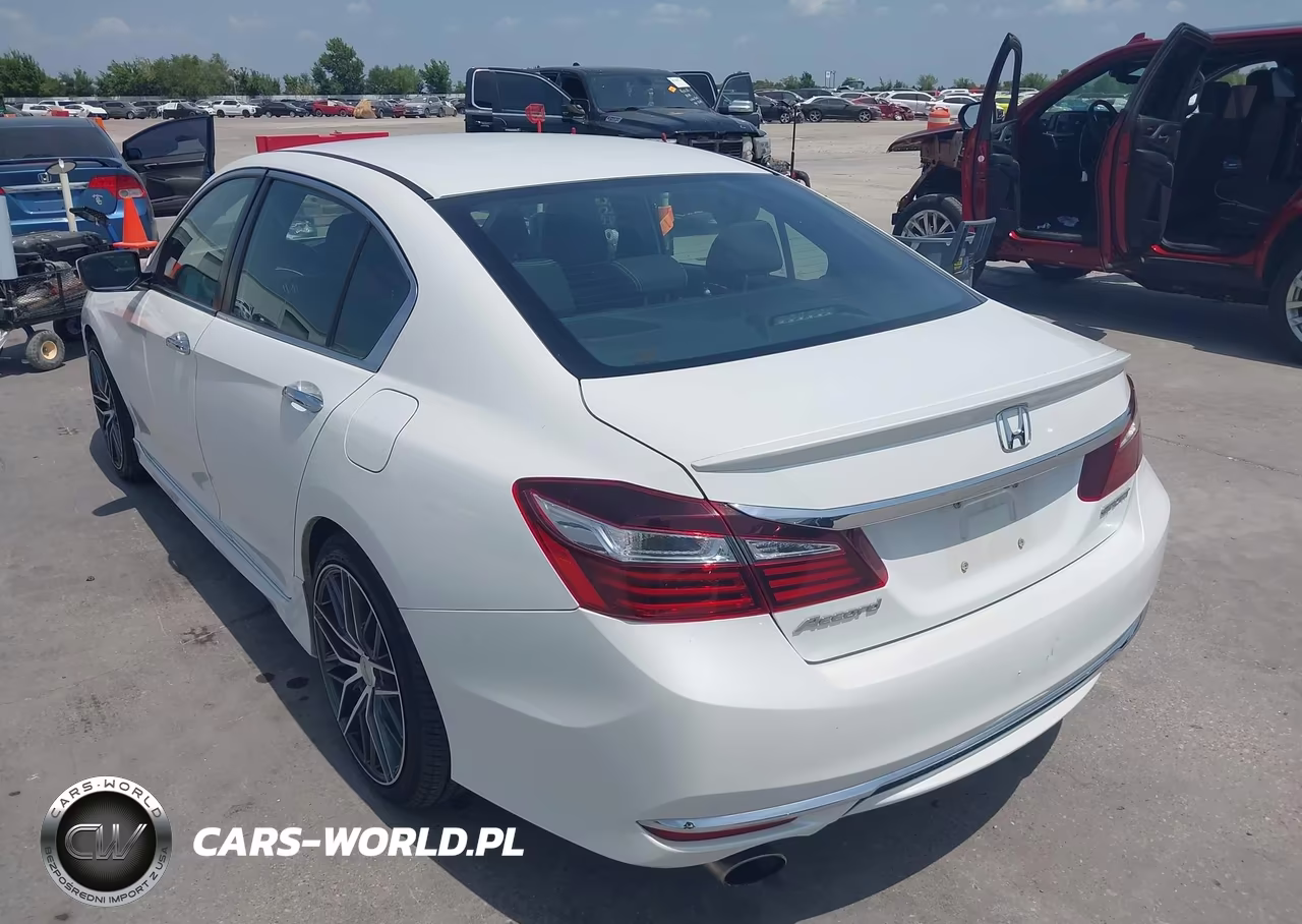 2017 Honda Accord Sport VIN:1HGCR2F66HA218090 - 3