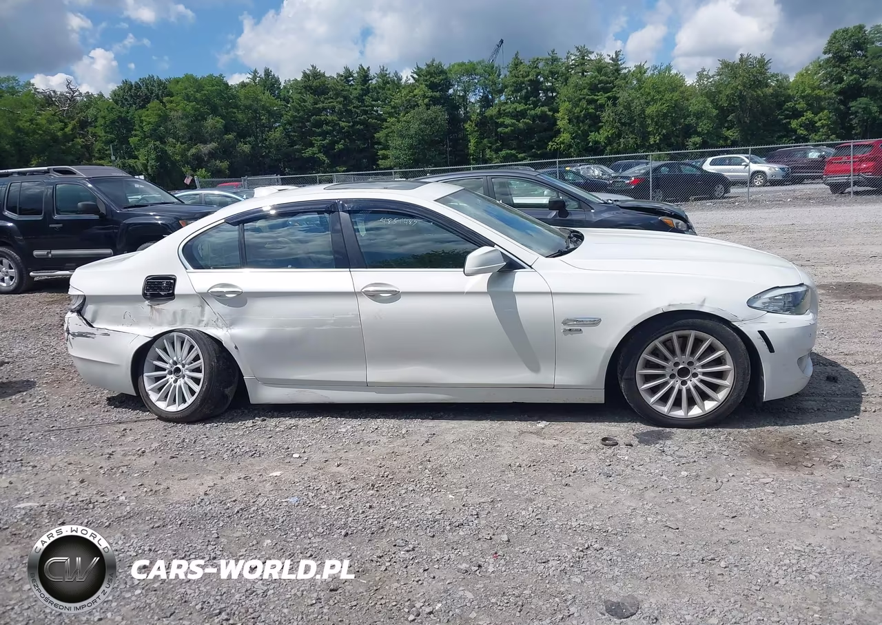 2011 BMW 535I xDrive VIN:WBAFU7C52BC780922 - 13