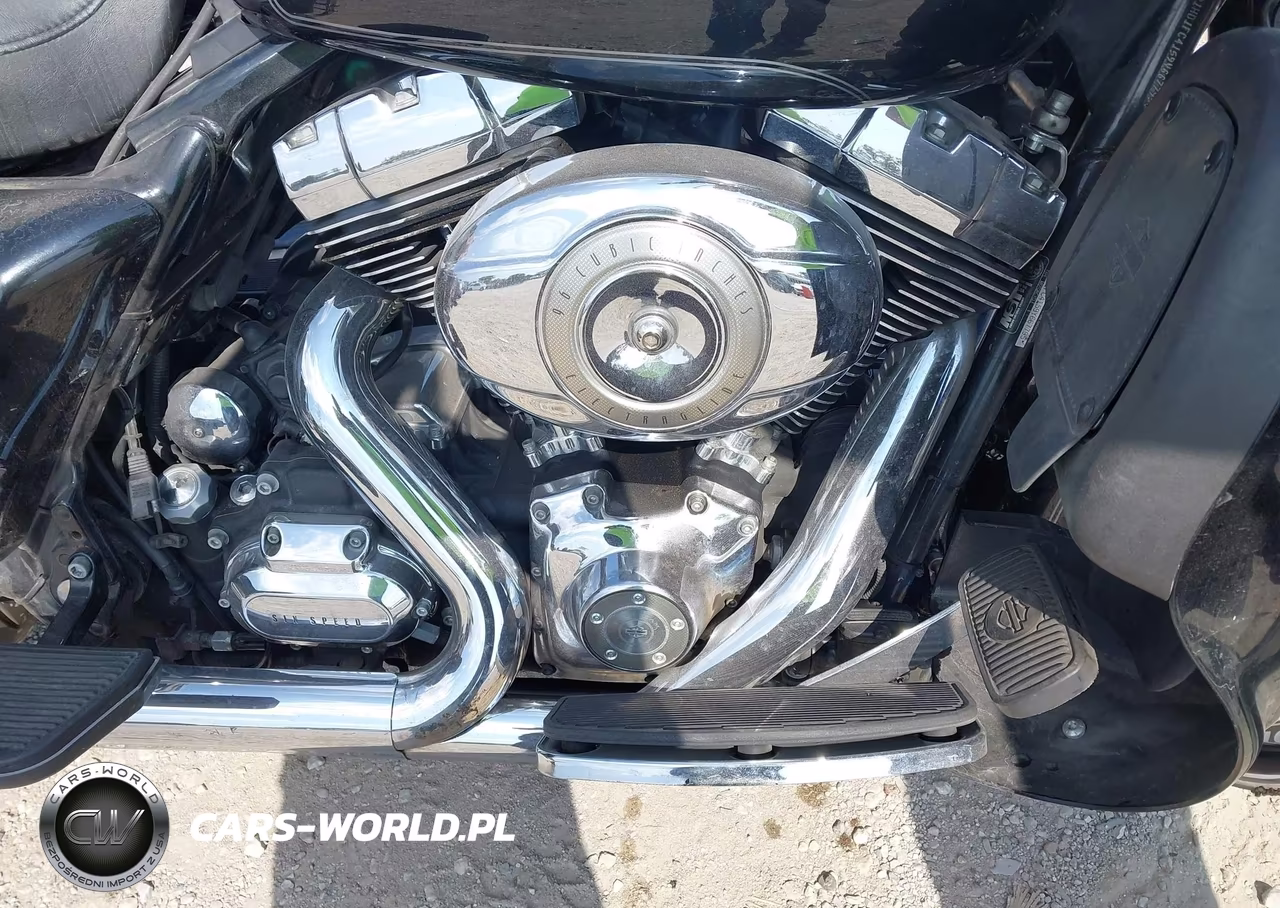 2009 Harley-Davidson Flhtcu VIN:1HD1FC4159Y667795 - 8