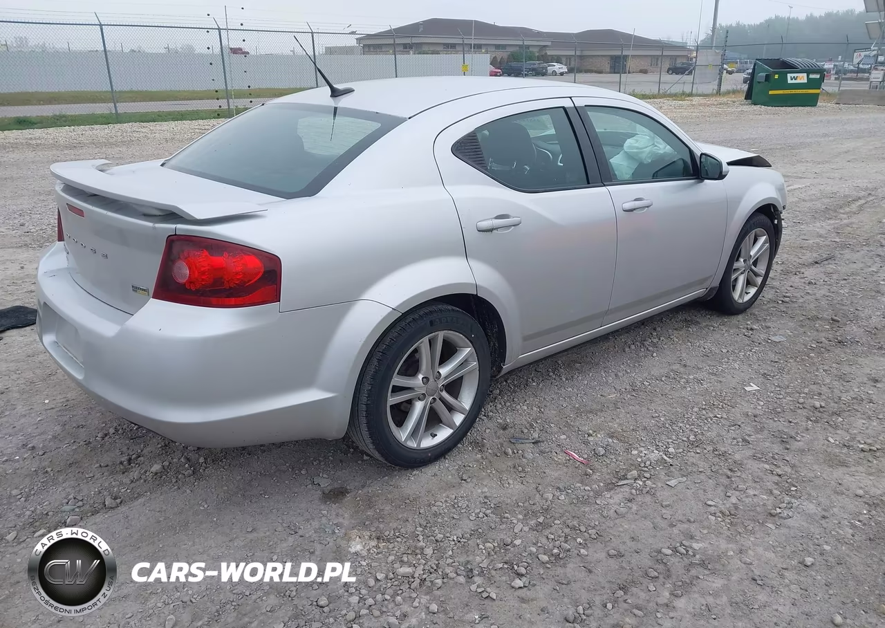 2011 Dodge Avenger Mainstreet VIN:1B3BD1FG9BN526190 - 4
