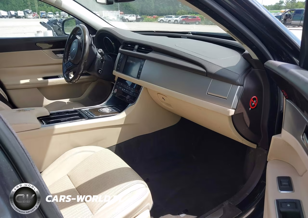 2016 Jaguar Xf 35T Prestige VIN:SAJBE4BV3GCY09884 - 5
