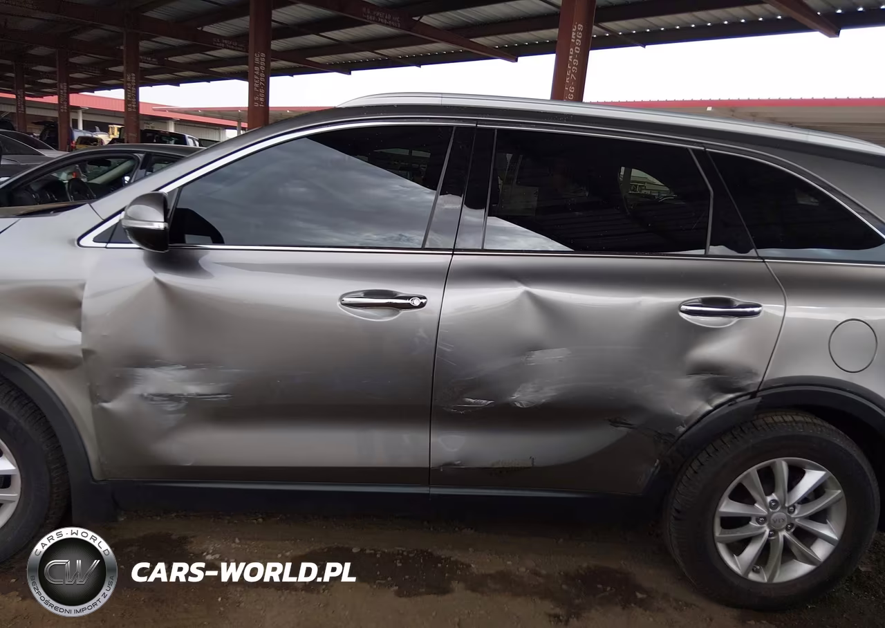2018 Kia Sorento 2.4L Lx VIN:5XYPG4A32JG426701 - 14