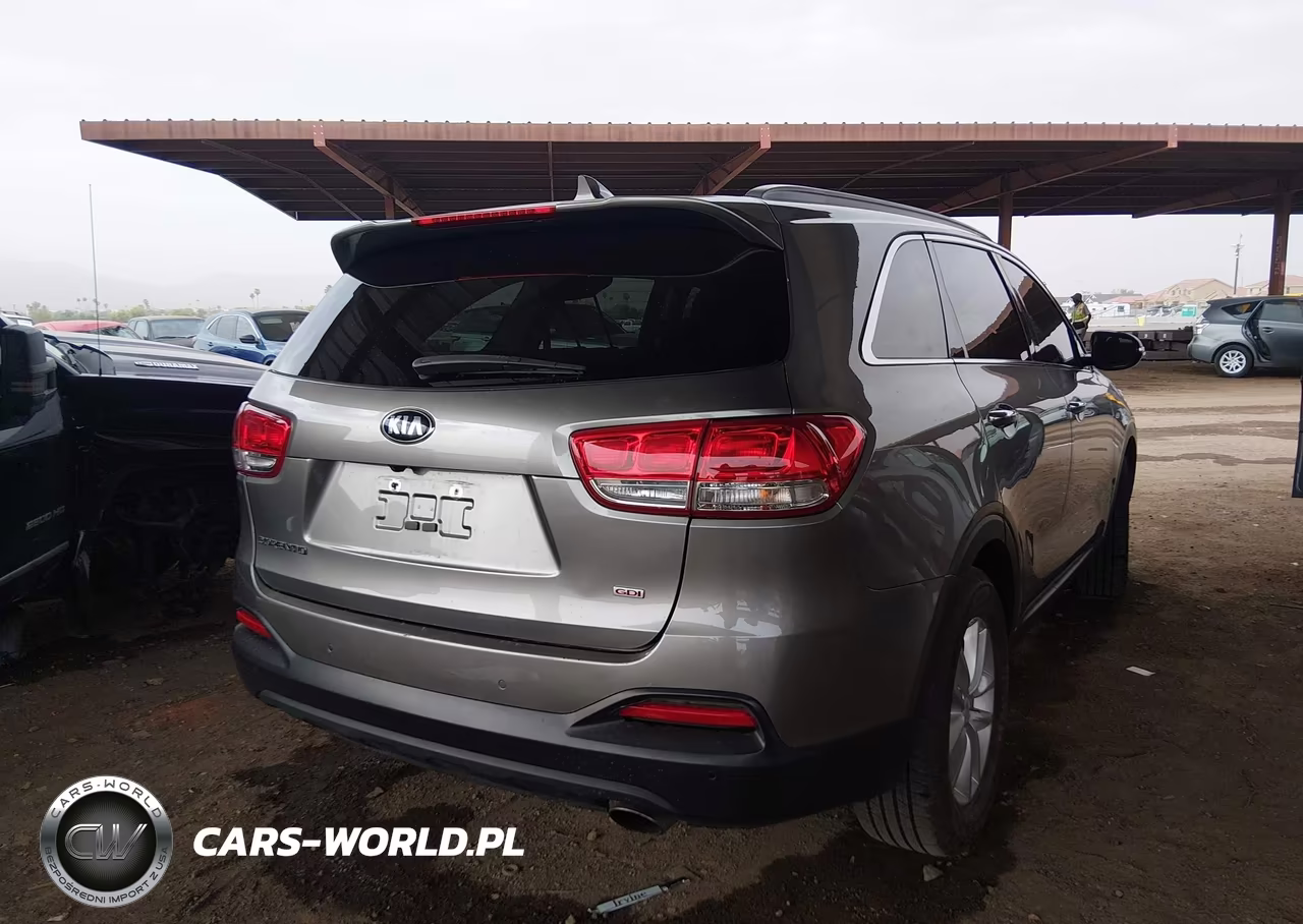 2018 Kia Sorento 2.4L Lx VIN:5XYPG4A32JG426701 - 4