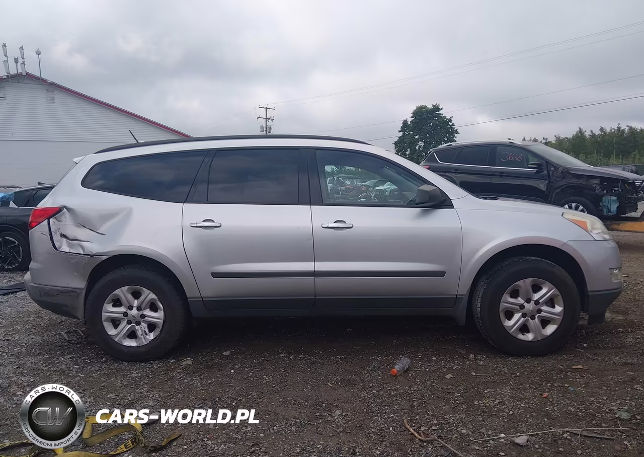 2012 Chevrolet Traverse Ls VIN:1GNKRFED8CJ223714 - 13