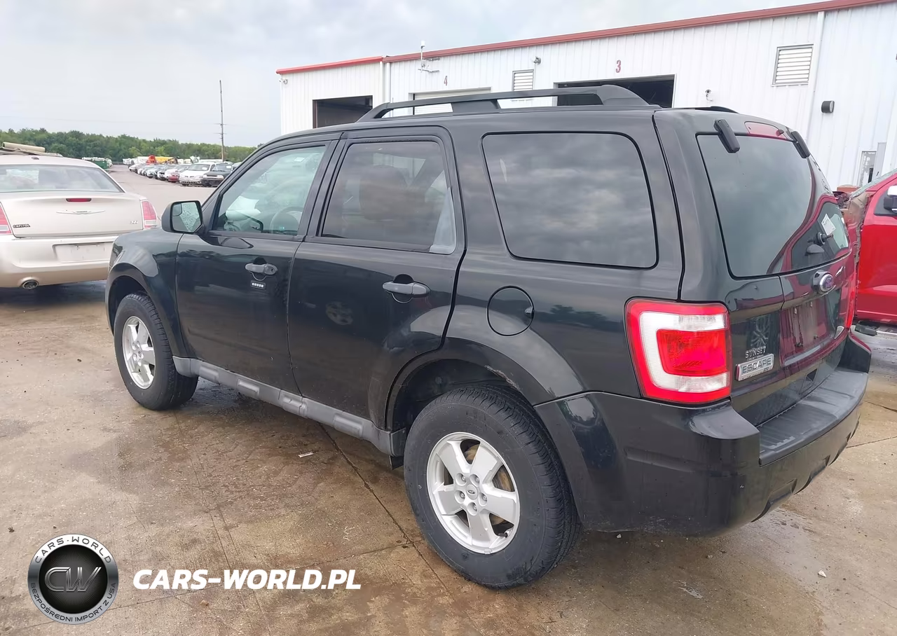 2012 Ford Escape Xlt VIN:1FMCU0D7XCKA06935 - 3