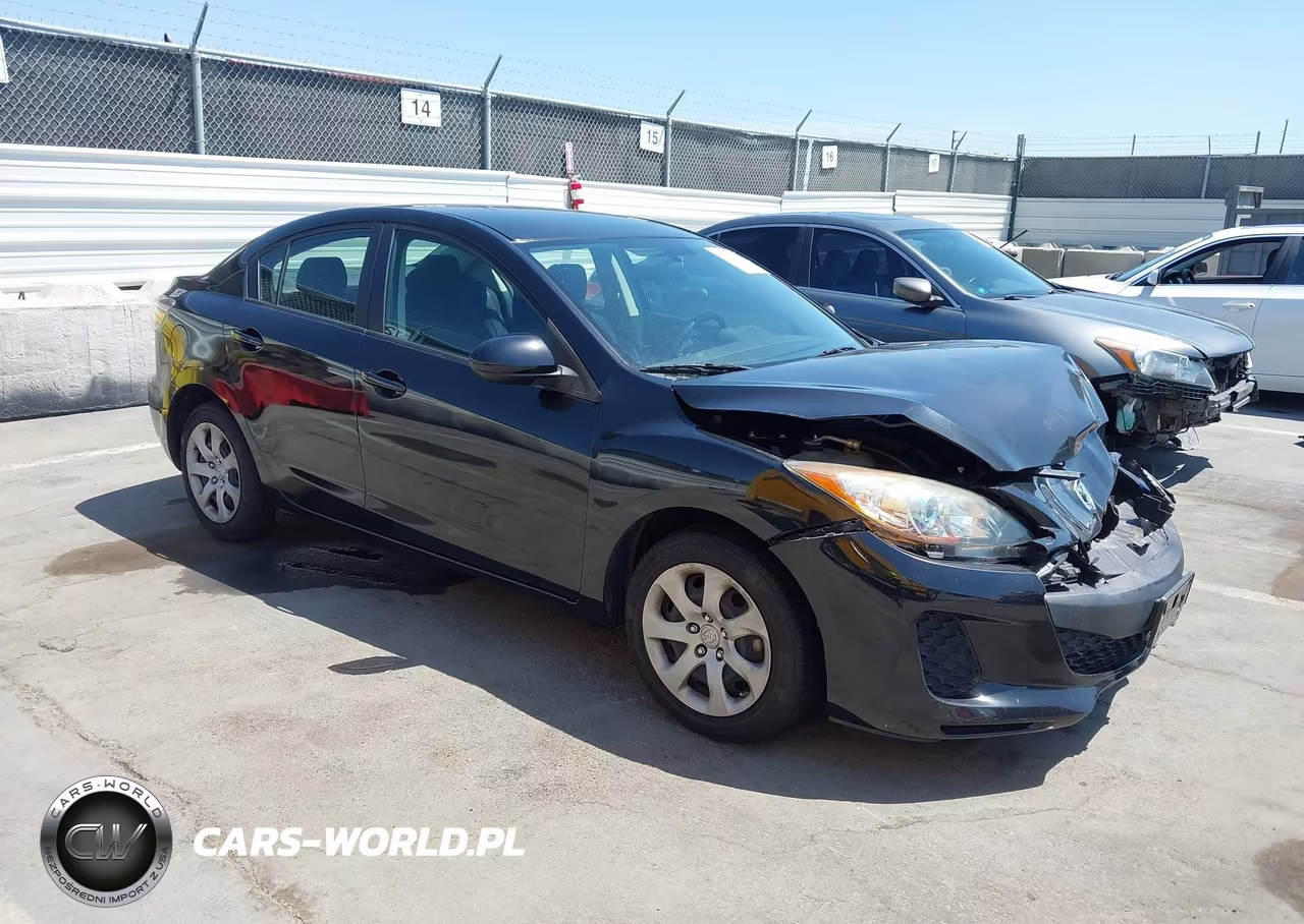 2013 Mazda Mazda3 I Sport