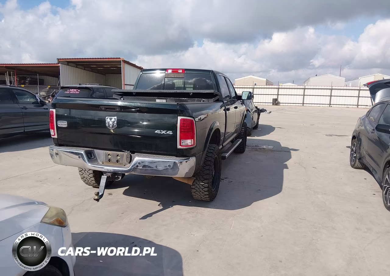 2015 Ram 2500 Longhorn VIN:3C6UR5GL1FG603376 - 4