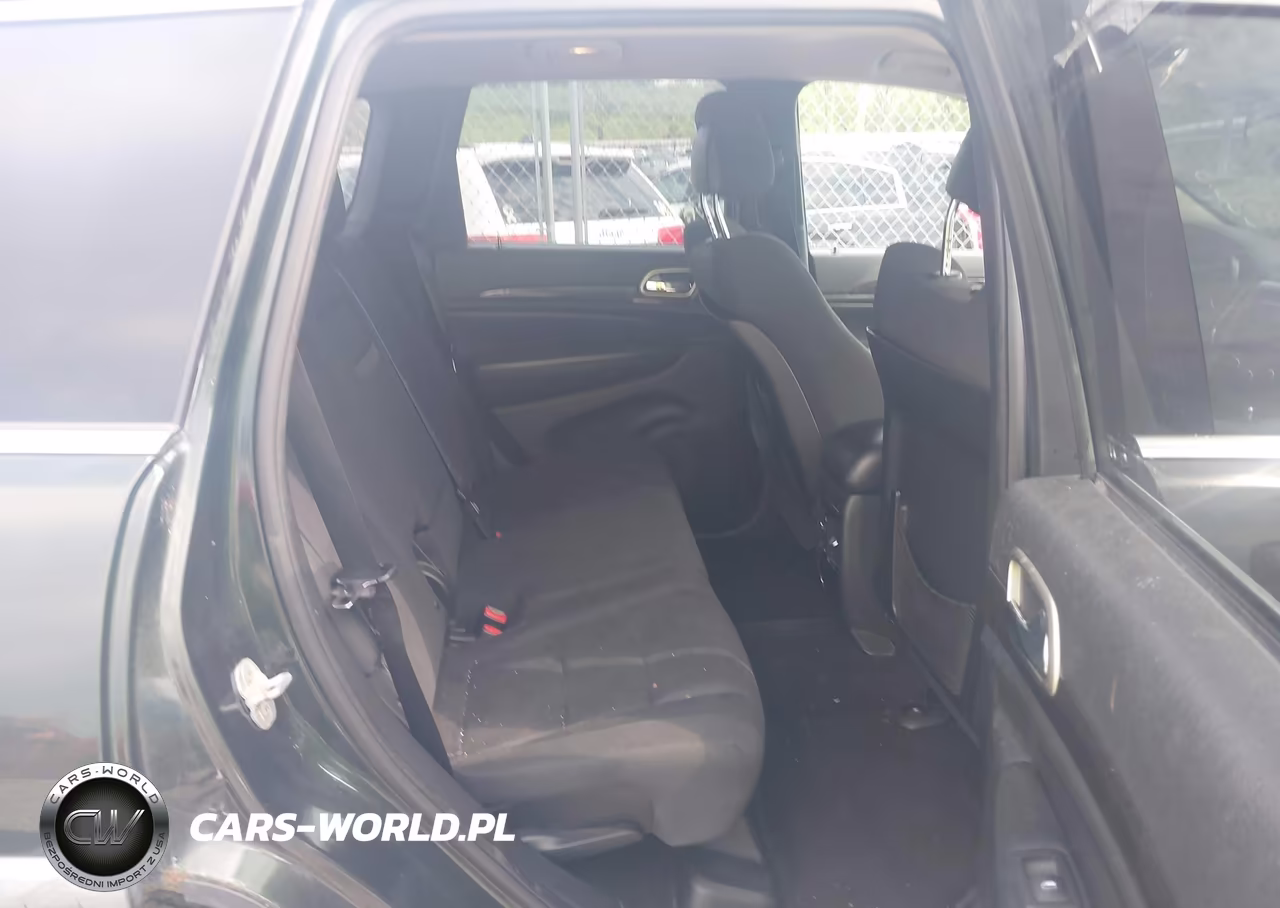 2011 Jeep Grand Cherokee Laredo VIN:1J4RR4GG4BC586110 - 8