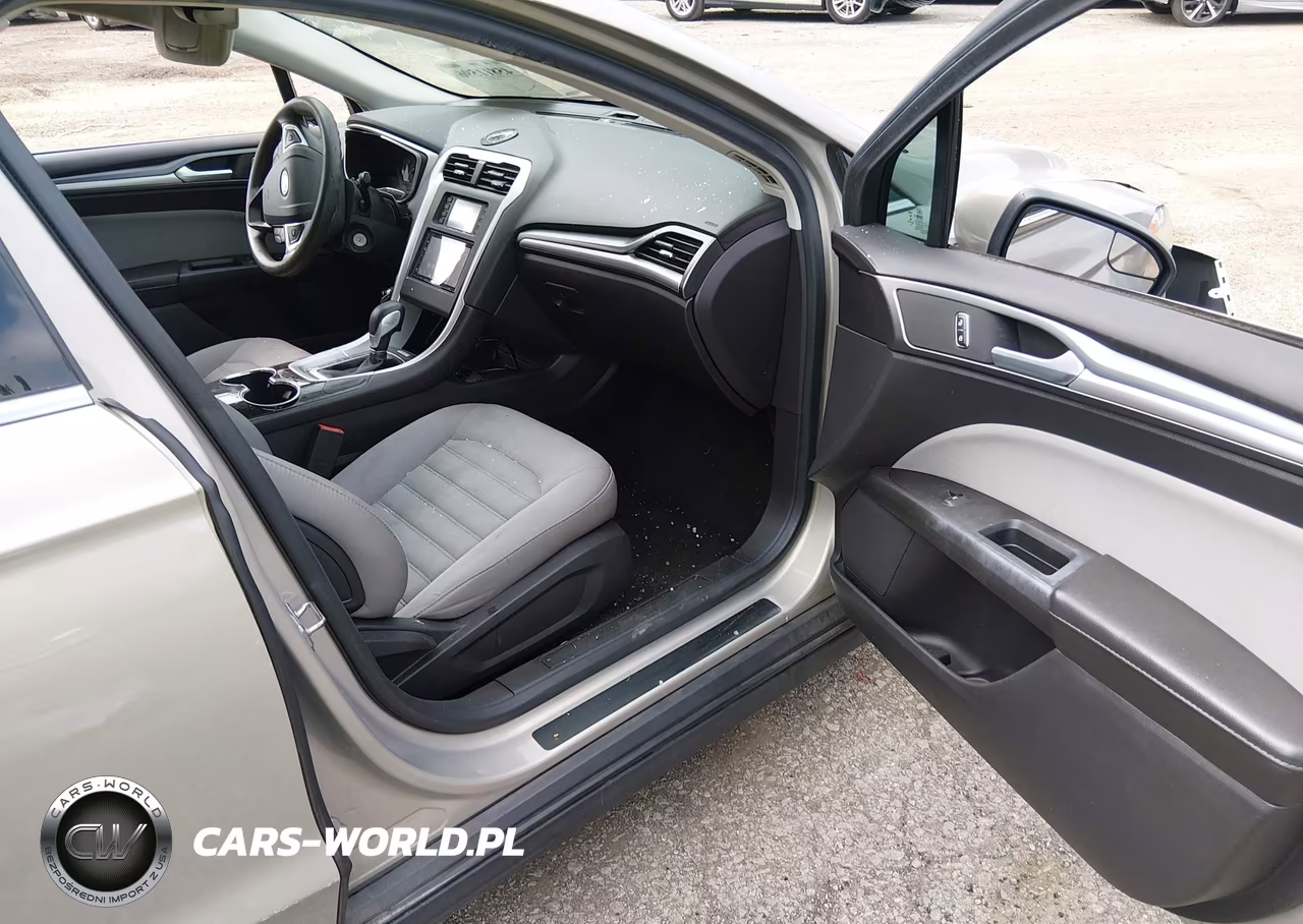 2015 Ford Fusion Hybrid S VIN:3FA6P0UU2FR172371 - 5