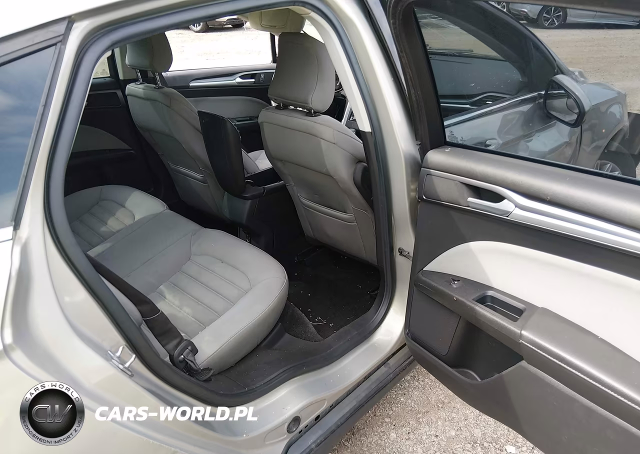 2015 Ford Fusion Hybrid S VIN:3FA6P0UU2FR172371 - 8