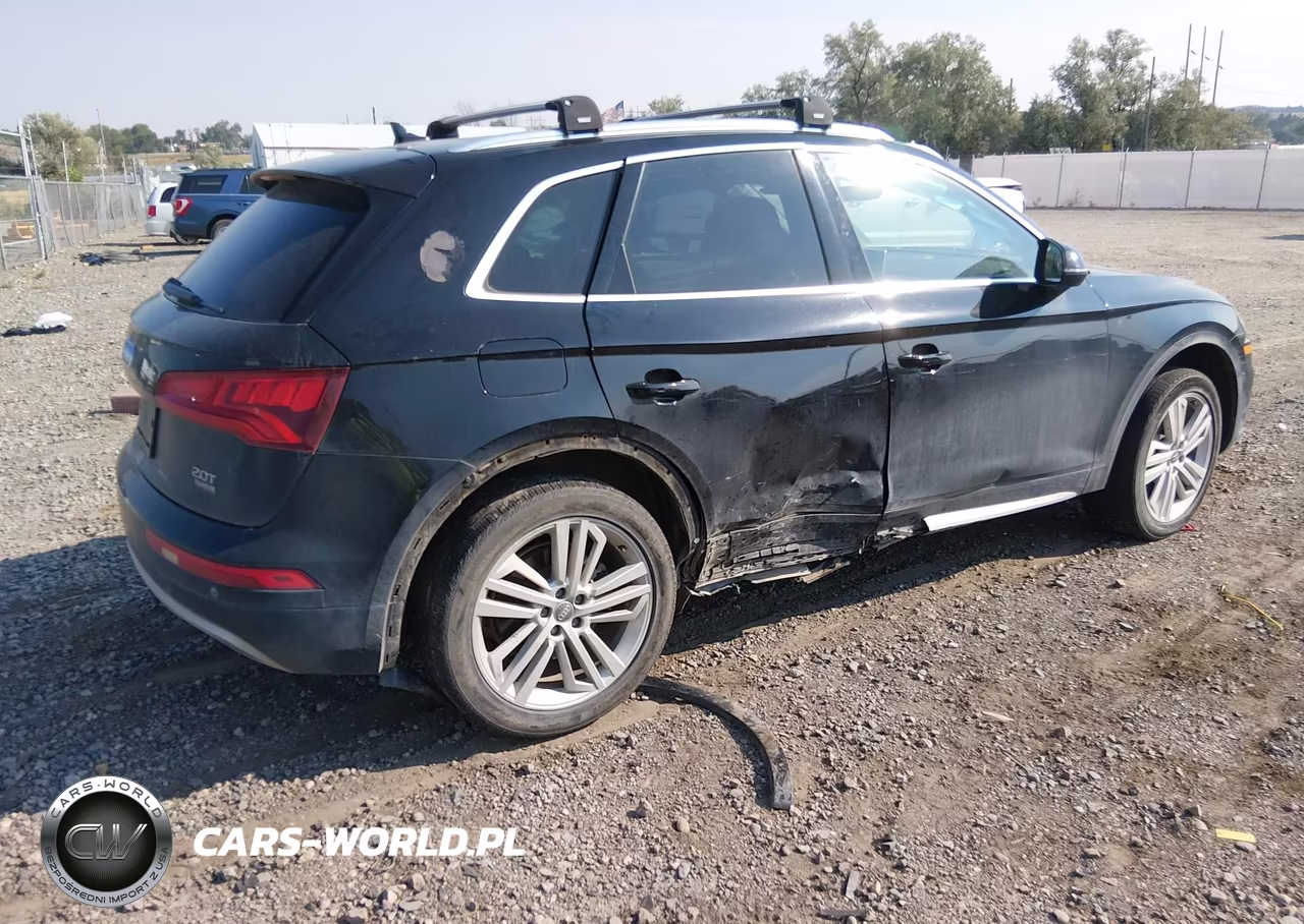 2018 Audi Q5 2.0T Premium-2.0T Tech Premium VIN:WA1BNAFY0J2007060 - 4