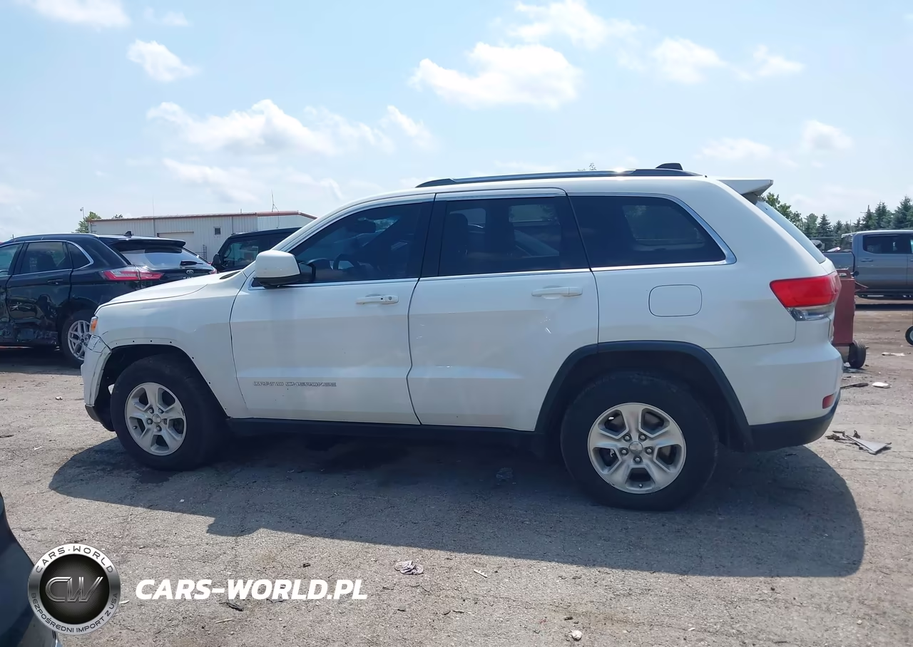 2014 Jeep Grand Cherokee Laredo VIN:1C4RJFAGXEC128769 - 14