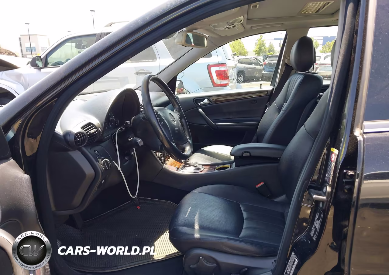 2005 Mercedes-Benz C 240 Luxury VIN:WDBRH61J35F585637 - 5