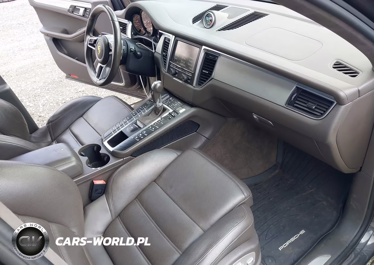 2016 Porsche Macan Turbo VIN:WP1AF2A55GLB93696 - 5