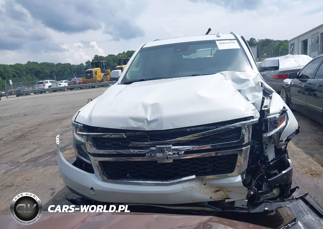 2017 Chevrolet Tahoe Lt VIN:1GNSKBKC9HR331907 - 11