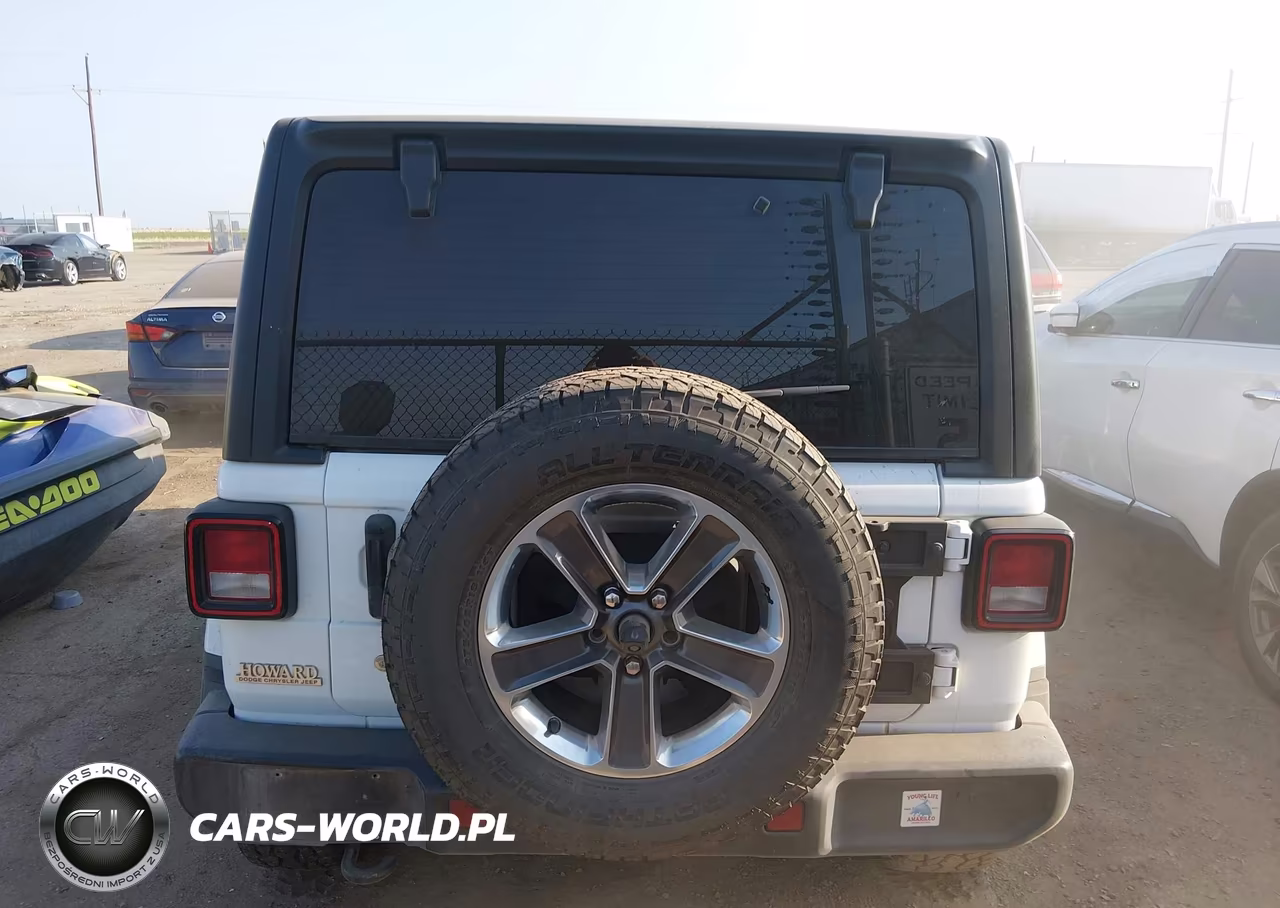 2019 Jeep Wrangler Unlimited Sahara 4X4 VIN:1C4HJXEN2KW618997 - 15
