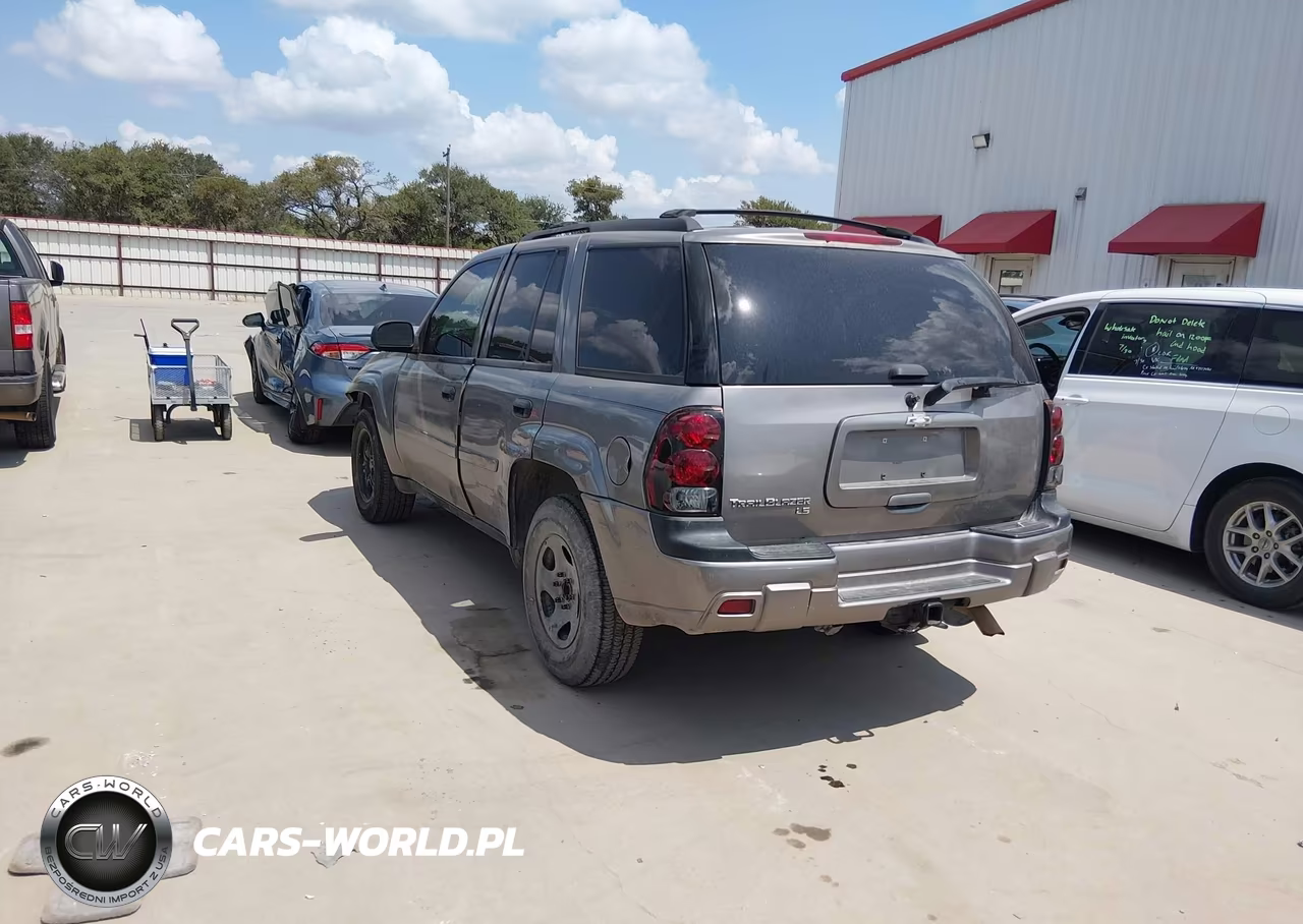 2007 Chevrolet Trailblazer Ls VIN:1GNDT13SX72176474 - 3
