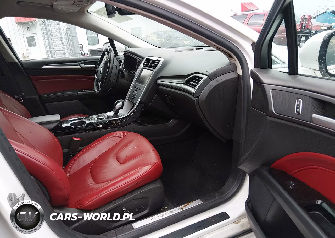 2014 Ford Fusion Titanium VIN:3FA6P0D99ER115689 - 5