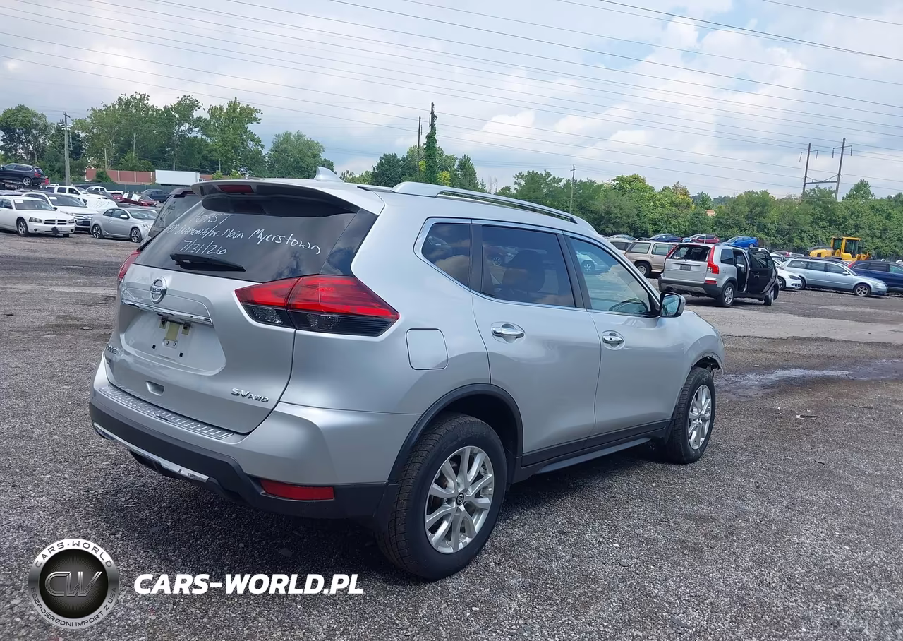 2017 Nissan Rogue Sv VIN:JN8AT2MV8HW019356 - 4