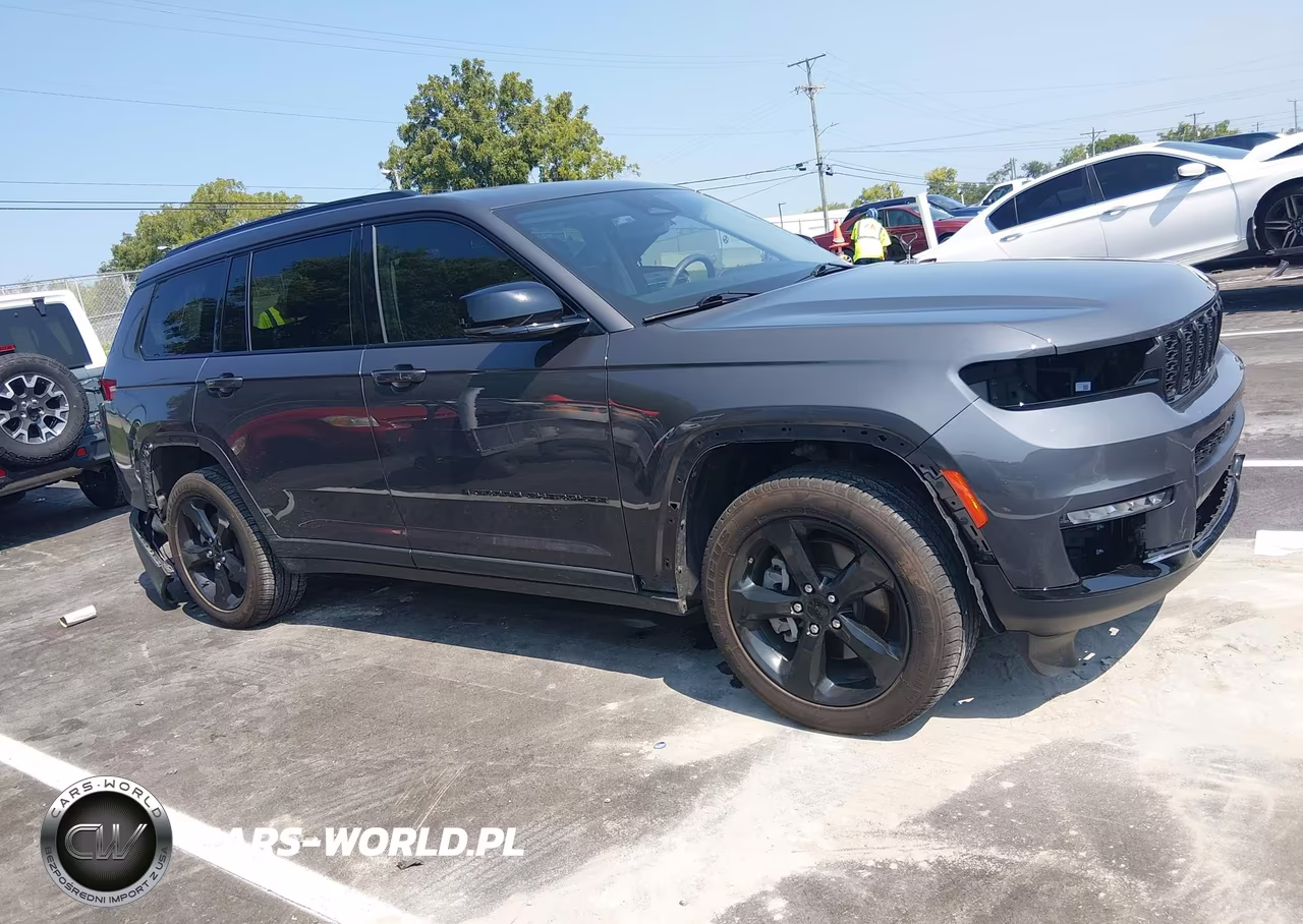 2023 Jeep Grand Cherokee L Limited 4X4 VIN:1C4RJKBG1P8710126 - 14