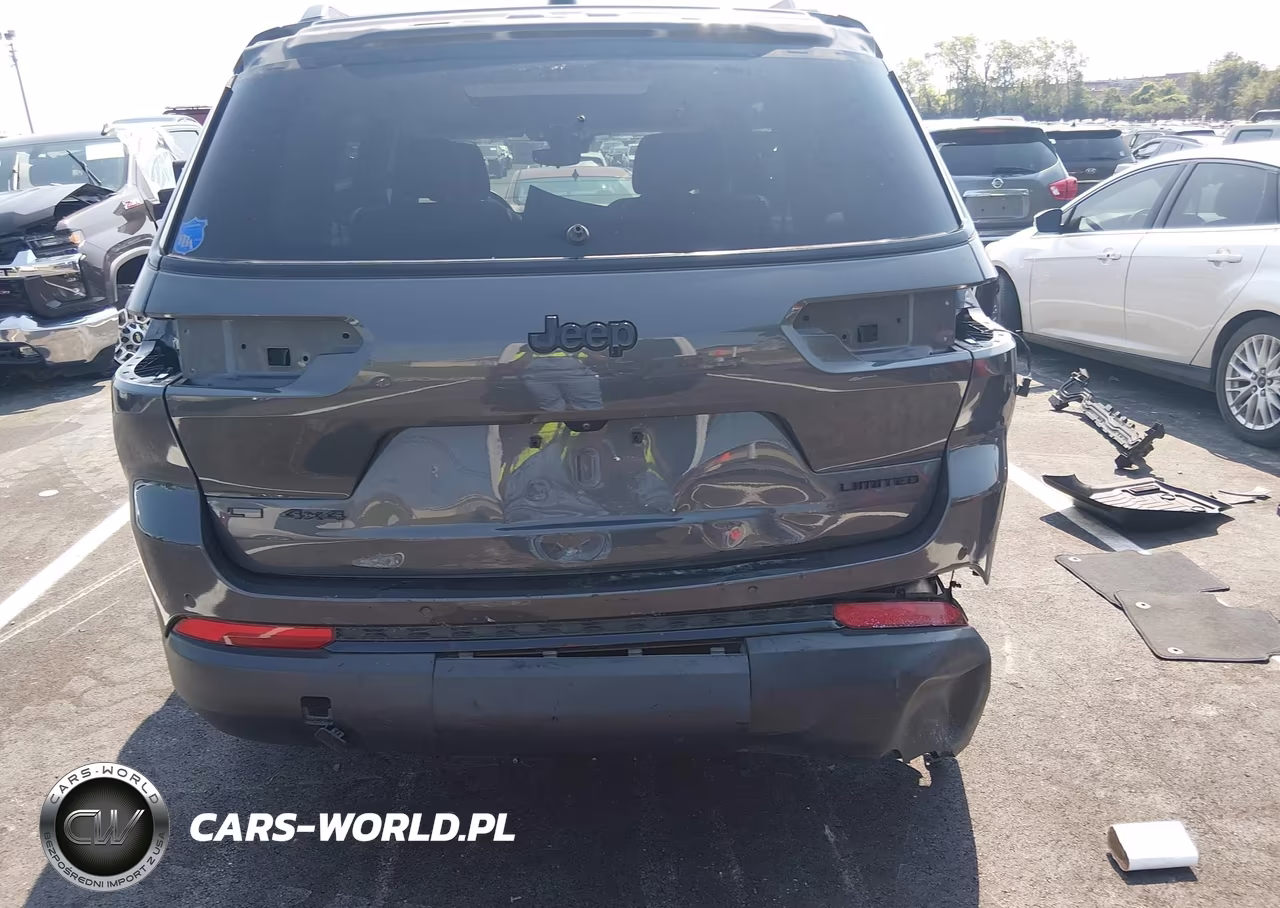 2023 Jeep Grand Cherokee L Limited 4X4 VIN:1C4RJKBG1P8710126 - 17