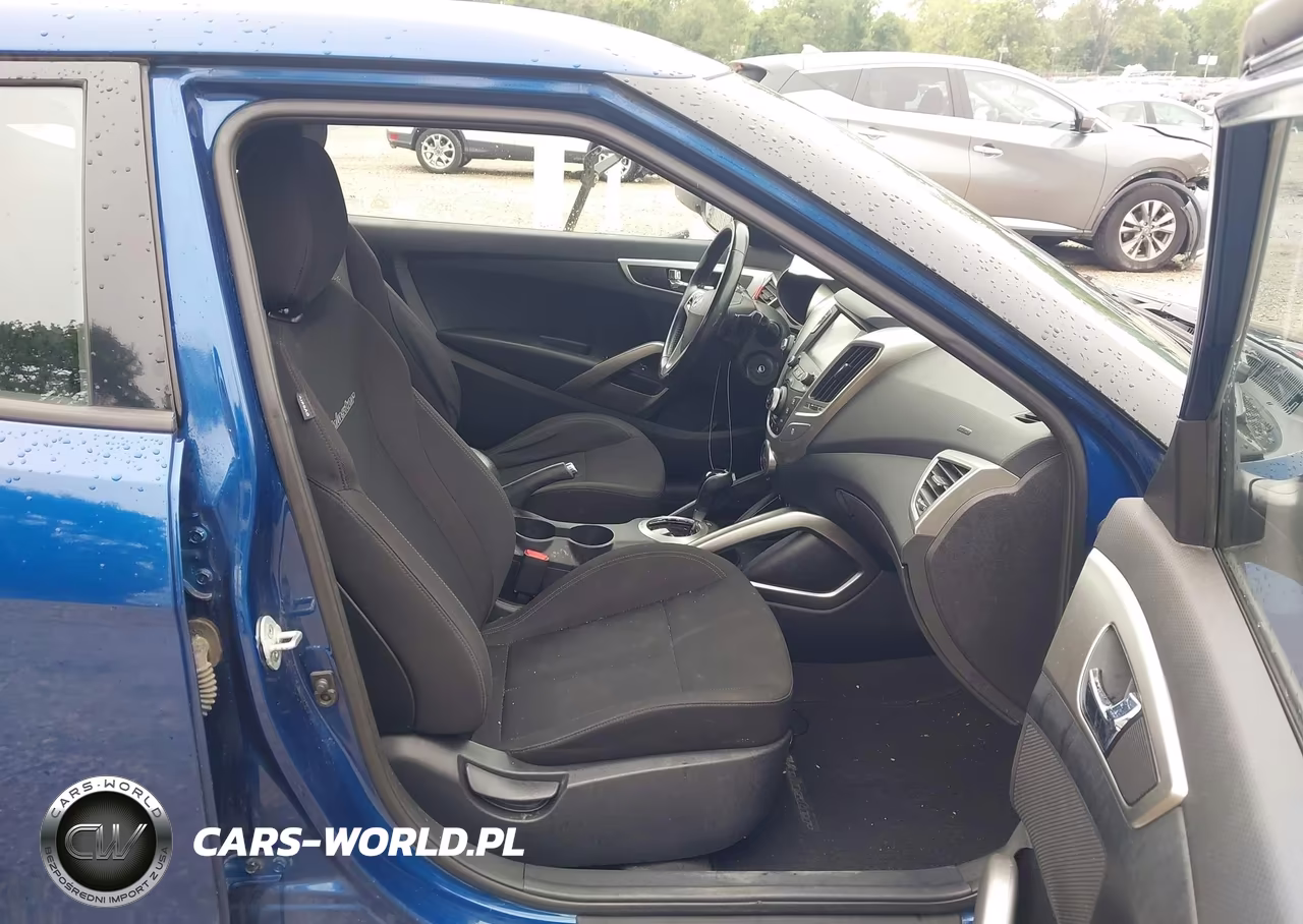 2017 Hyundai Veloster VIN:KMHTC6AD2HU322471 - 5