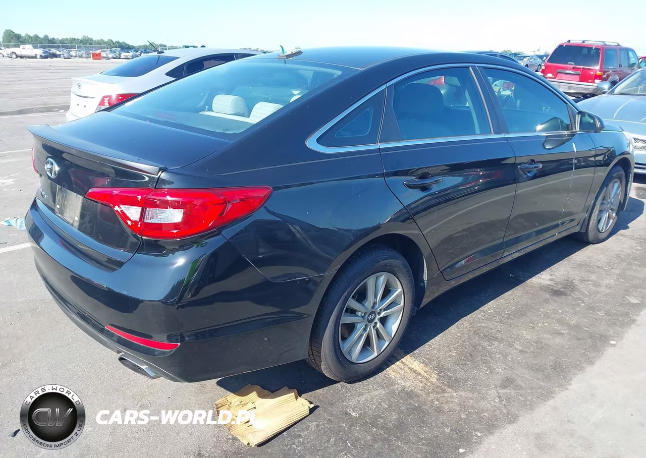 2015 Hyundai Sonata Se VIN:5NPE24AF0FH018441 - 4