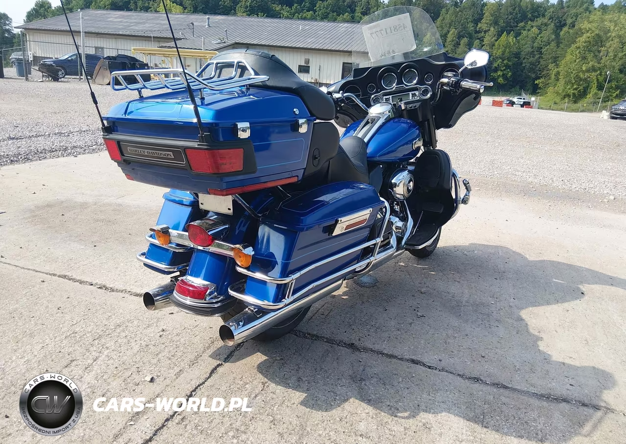 2010 Harley-Davidson Flhtcu VIN:1HD1FC413AB612169 - 4
