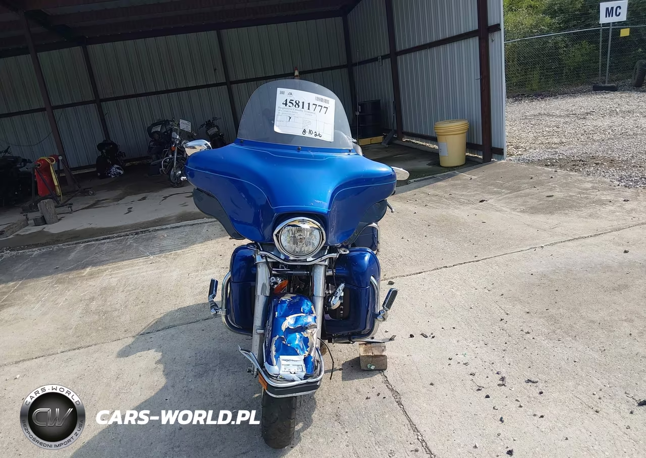 2010 Harley-Davidson Flhtcu VIN:1HD1FC413AB612169 - 5