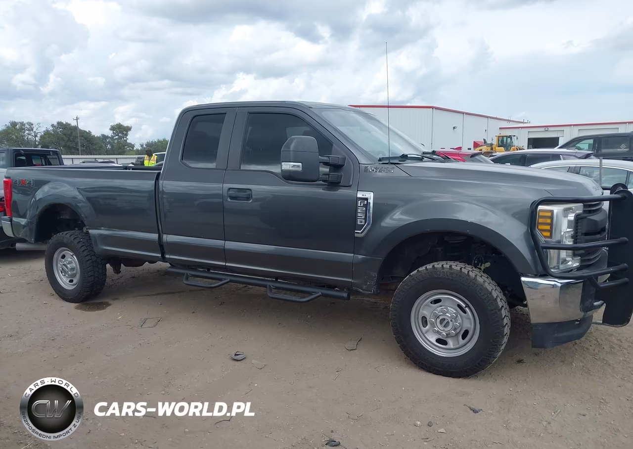 2018 Ford F-250 Xl VIN:1FT7X2B61JEC81785 - 13