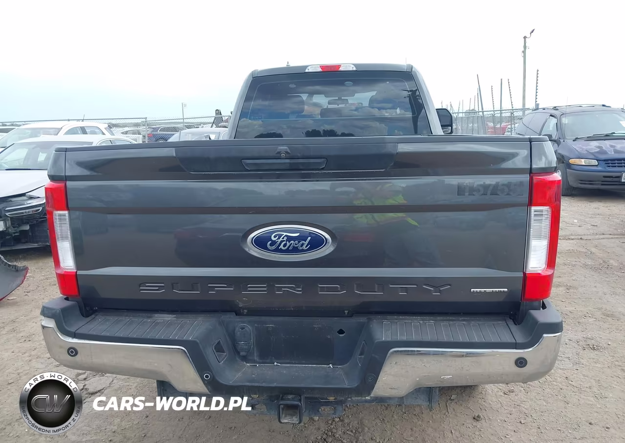 2018 Ford F-250 Xl VIN:1FT7X2B61JEC81785 - 16