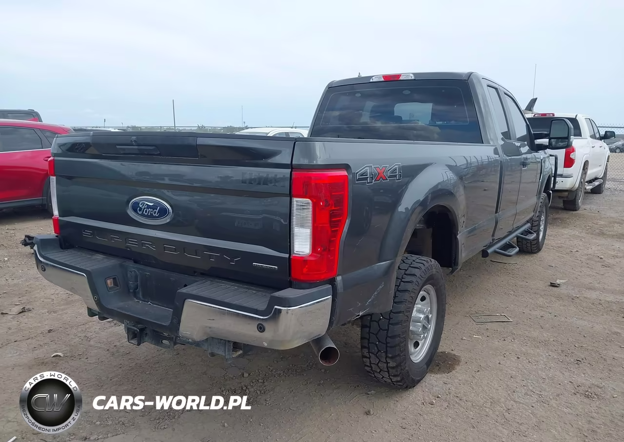 2018 Ford F-250 Xl VIN:1FT7X2B61JEC81785 - 4