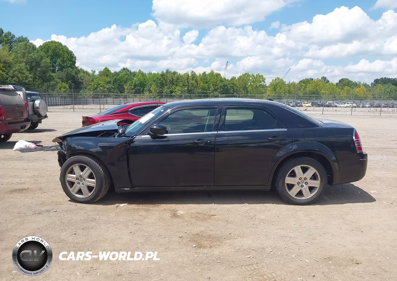 2005 Chrysler 300 Touring VIN:2C3AK53G65H638510 - 14