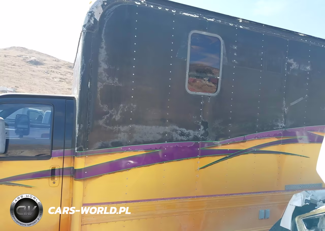 2000 GMC Savana Camper Special Standard VIN:1GDJG31R4Y1133845 - 17