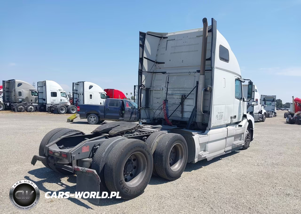 2017 Volvo Vnl VIN:4V4NC9EJ2HN990624 - 4