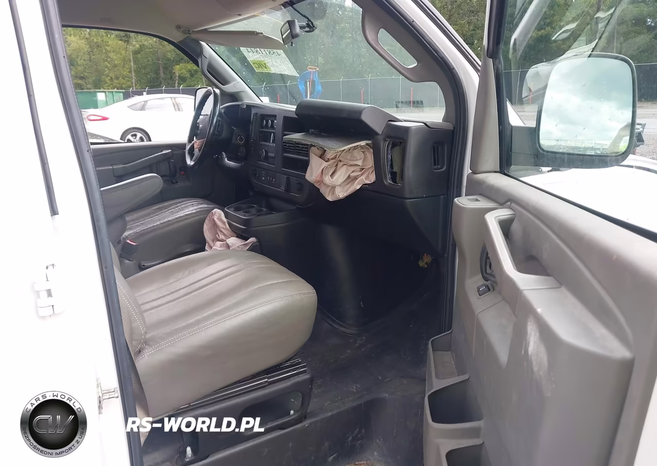 2020 Chevrolet Express Cargo Rwd 2500 Regular Wheelbase Wt VIN:1GCWGAFG7L1263293 - 5