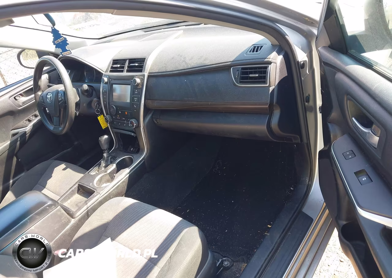 2016 Toyota Camry Le VIN:4T1BF1FK7GU265938 - 5