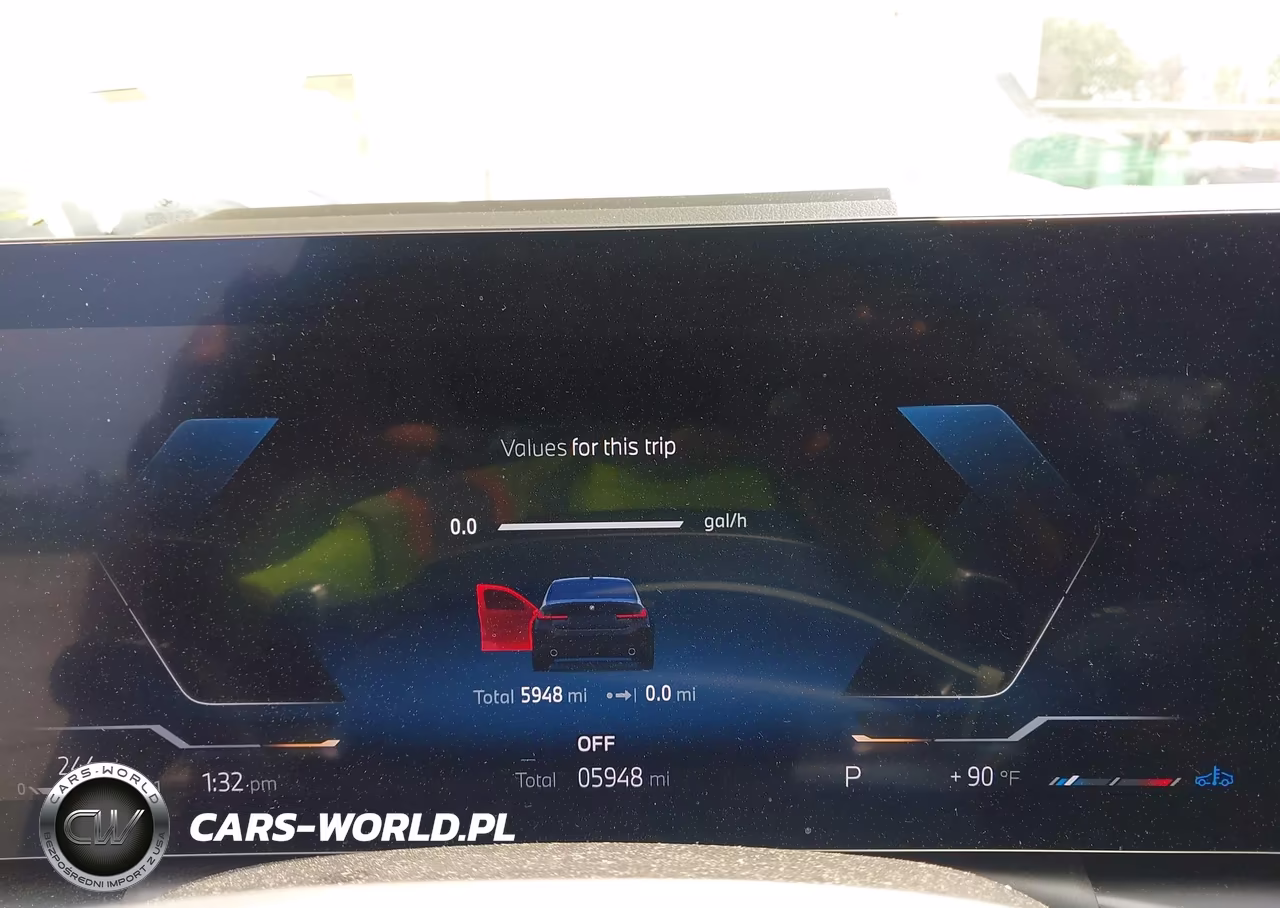 2025 BMW 330I xDrive VIN:3MW89CW02S8F16075 - 7