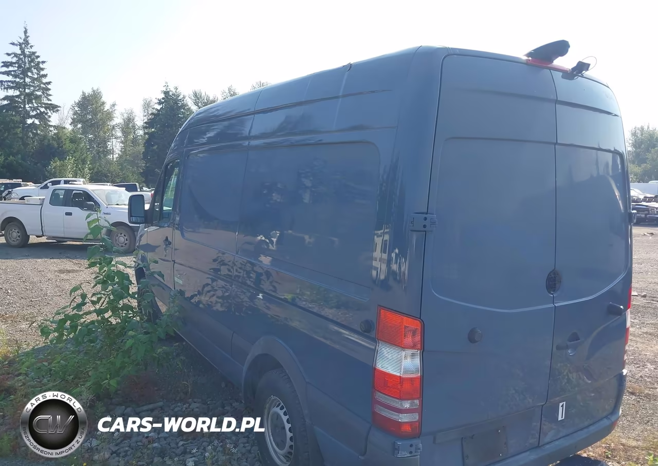 2018 Mercedes-Benz Sprinter 2500 Standard Roof V6 VIN:WD3PE7CD3JP640777 - 3