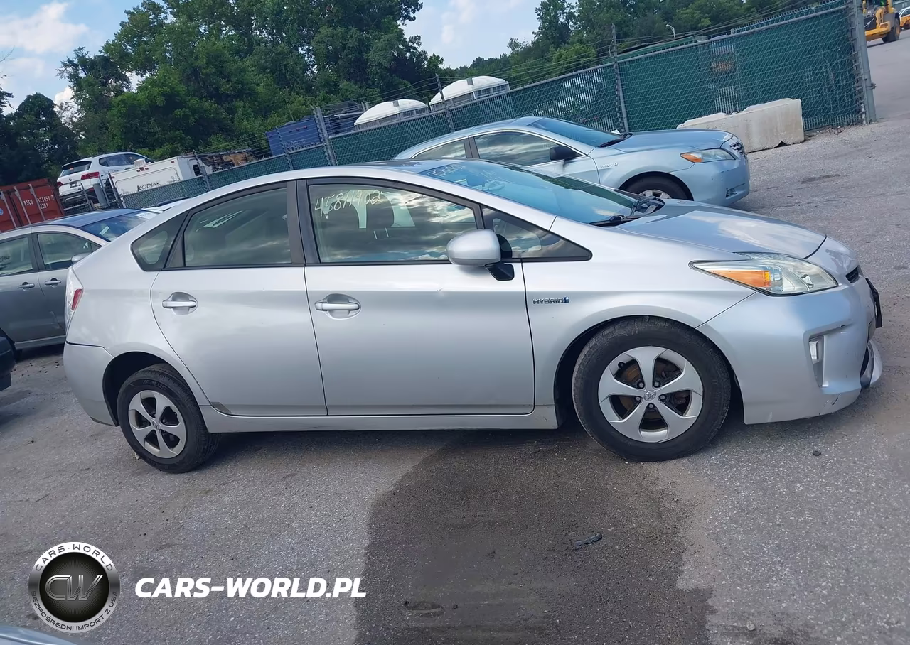 2012 Toyota Prius Three VIN:JTDKN3DU4C1519267 - 13