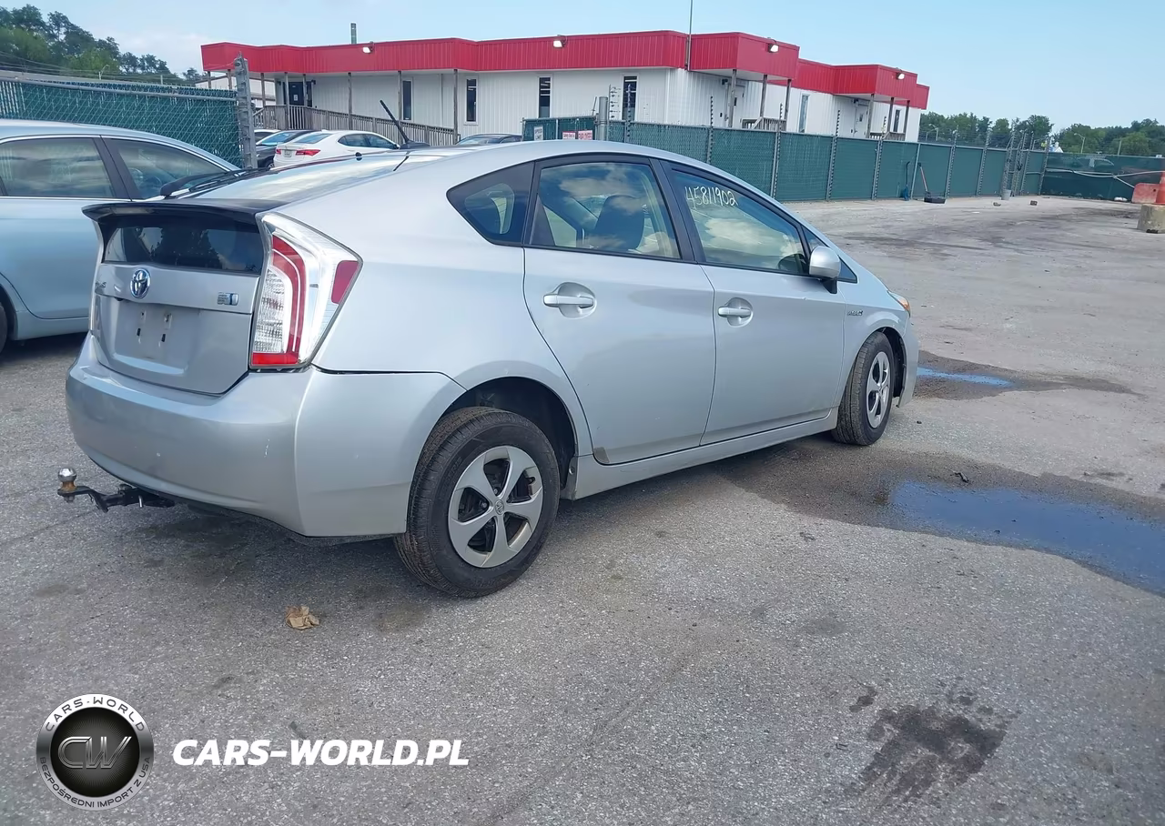 2012 Toyota Prius Three VIN:JTDKN3DU4C1519267 - 4