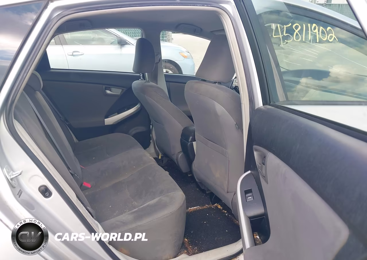2012 Toyota Prius Three VIN:JTDKN3DU4C1519267 - 8