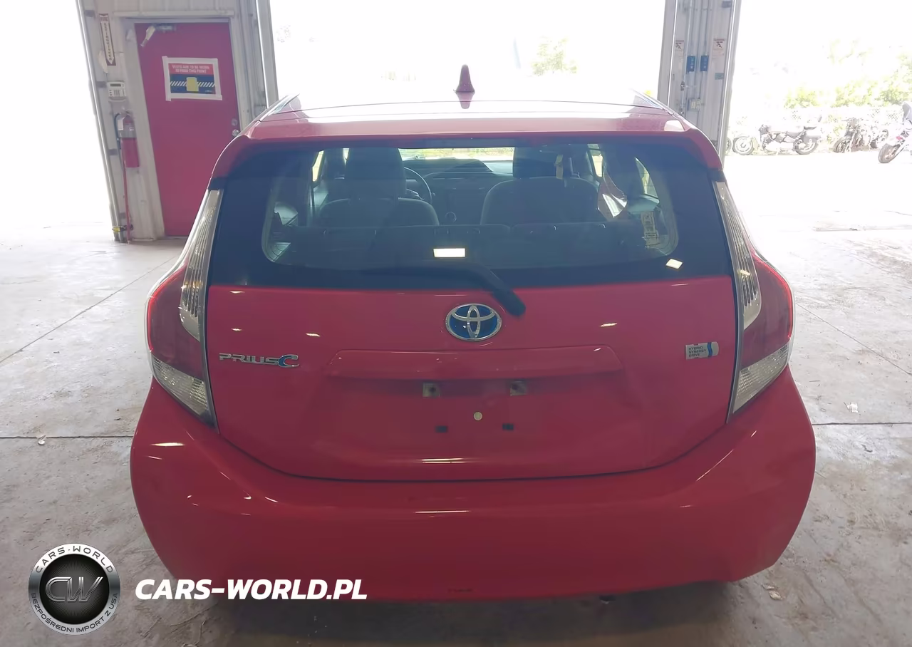 2016 Toyota Prius C Two VIN:JTDKDTB36G1589727 - 16