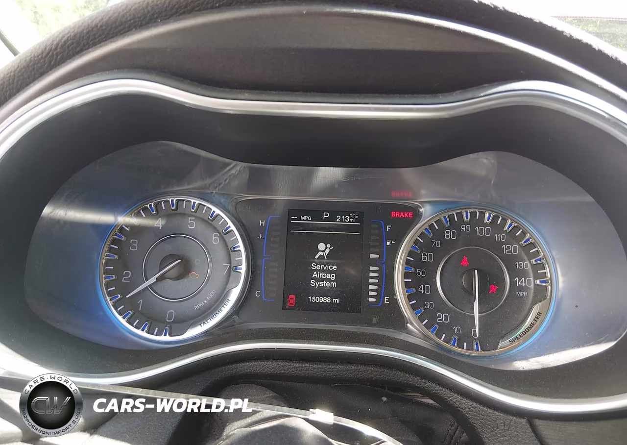 2016 Chrysler 200 Limited VIN:1C3CCCAB3GN170327 - 7
