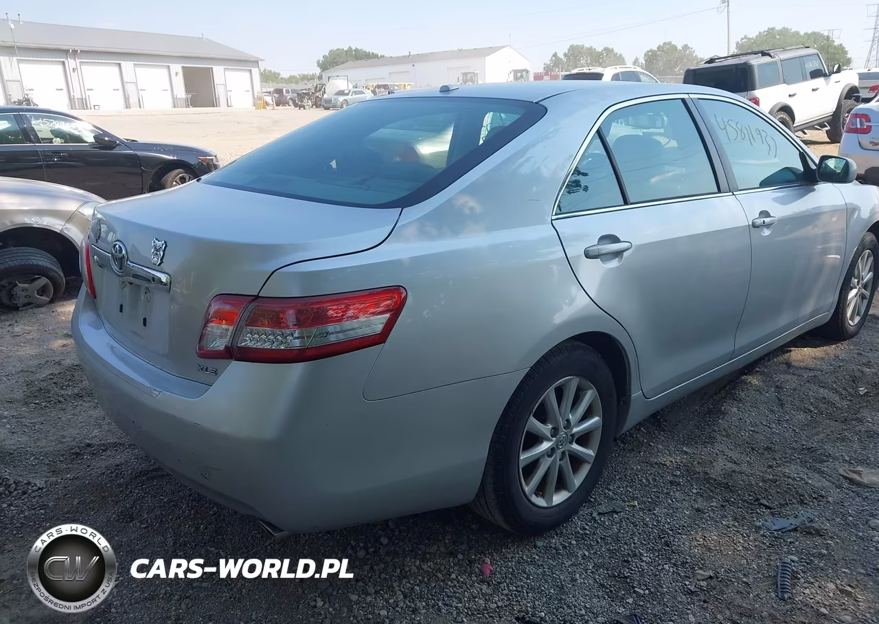 2011 Toyota Camry Xle V6 VIN:4T1BK3EK4BU126884 - 4